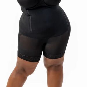 The 360 Shaper - waist trainer -boujee hippie new without tag in original bag.